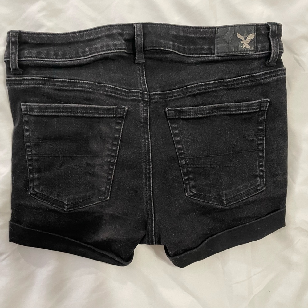 American Eagle black jean shorts size 2